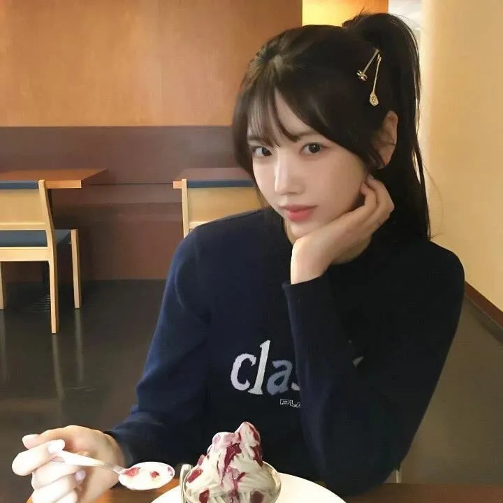 莫茜
